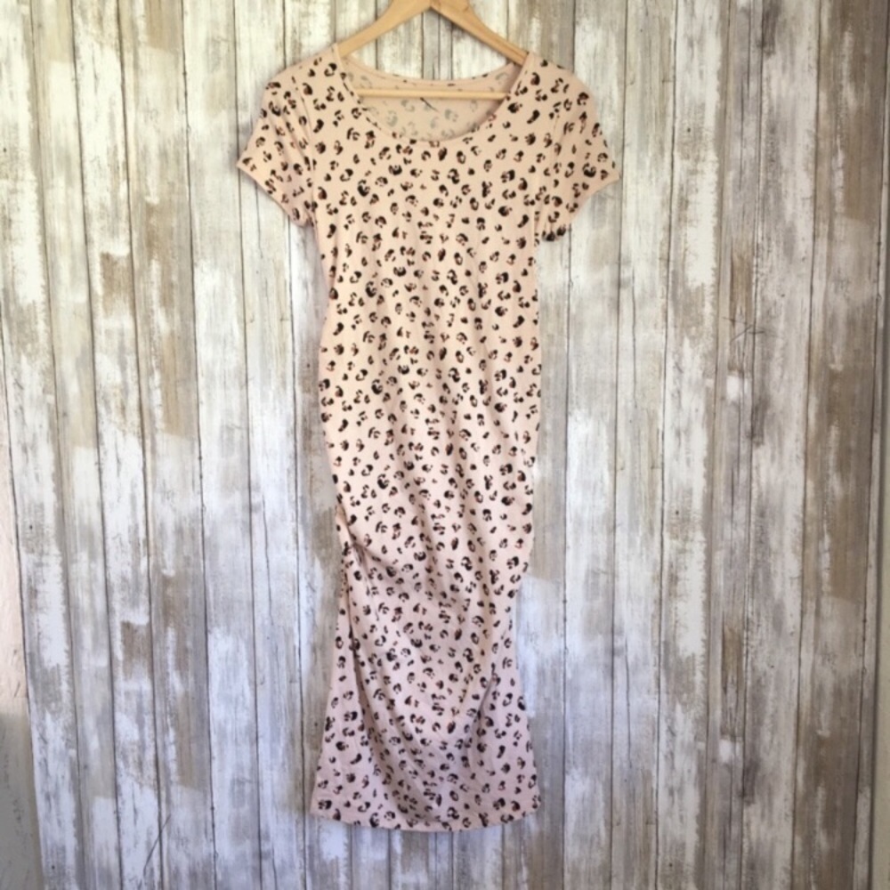Ingrid & Isabel Maternity Tan Leopard Dress - Picture 2 of 6